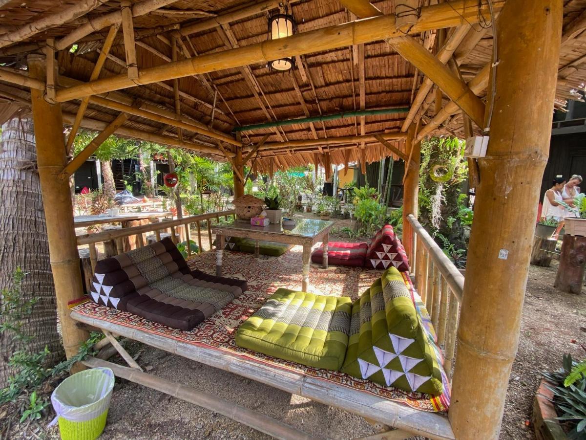 Leaf House Bungalows Sha Plus Approved Koh Lanta Bagian luar foto