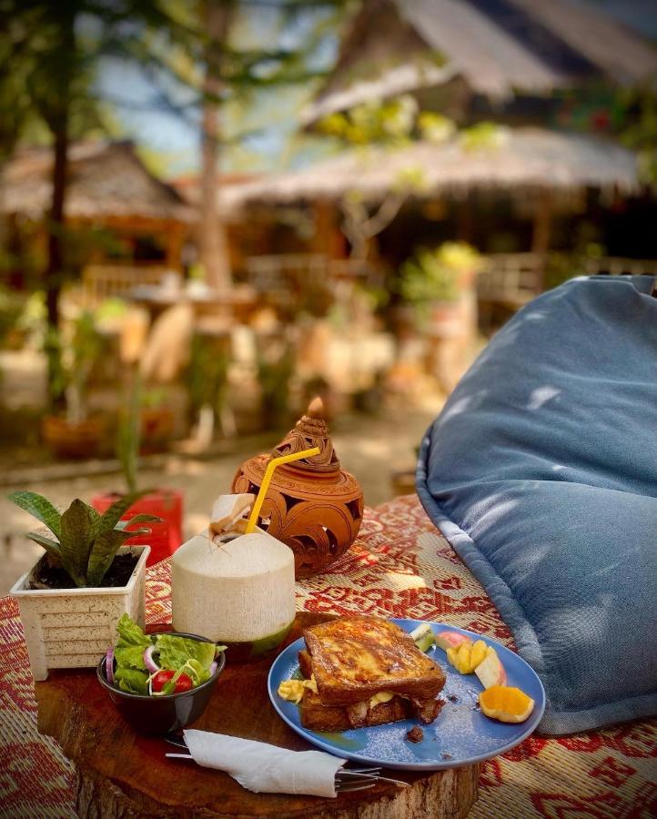 Leaf House Bungalows Sha Plus Approved Koh Lanta Bagian luar foto